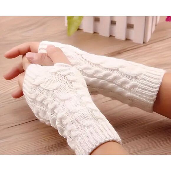 Women’s Cable Knit Fingerless Gloves White One Size - Picture 2 of 5